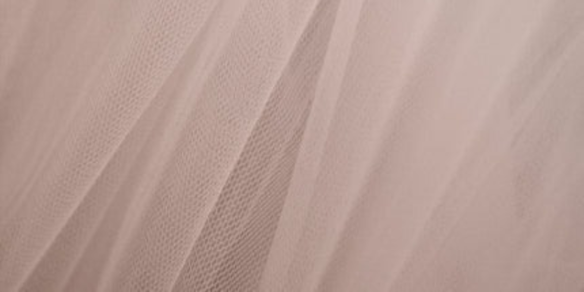 Comment Poser une Perruque Lace Front ? Le Guide Facile et Professionnel